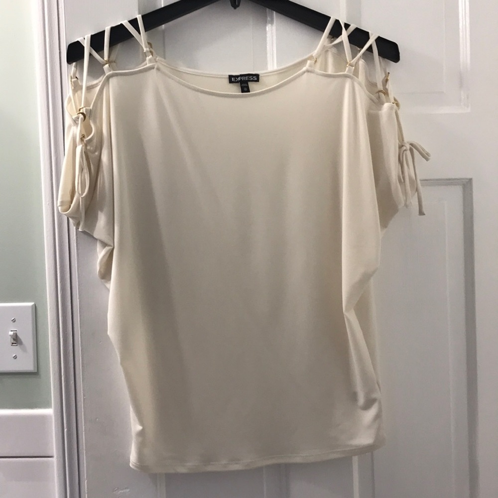 🎁Ivory top